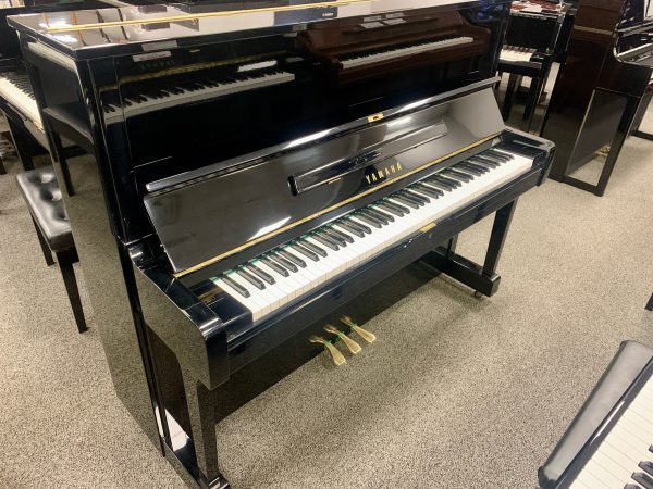 Used Yamaha U1A Polished Ebony Refurbished! Online now